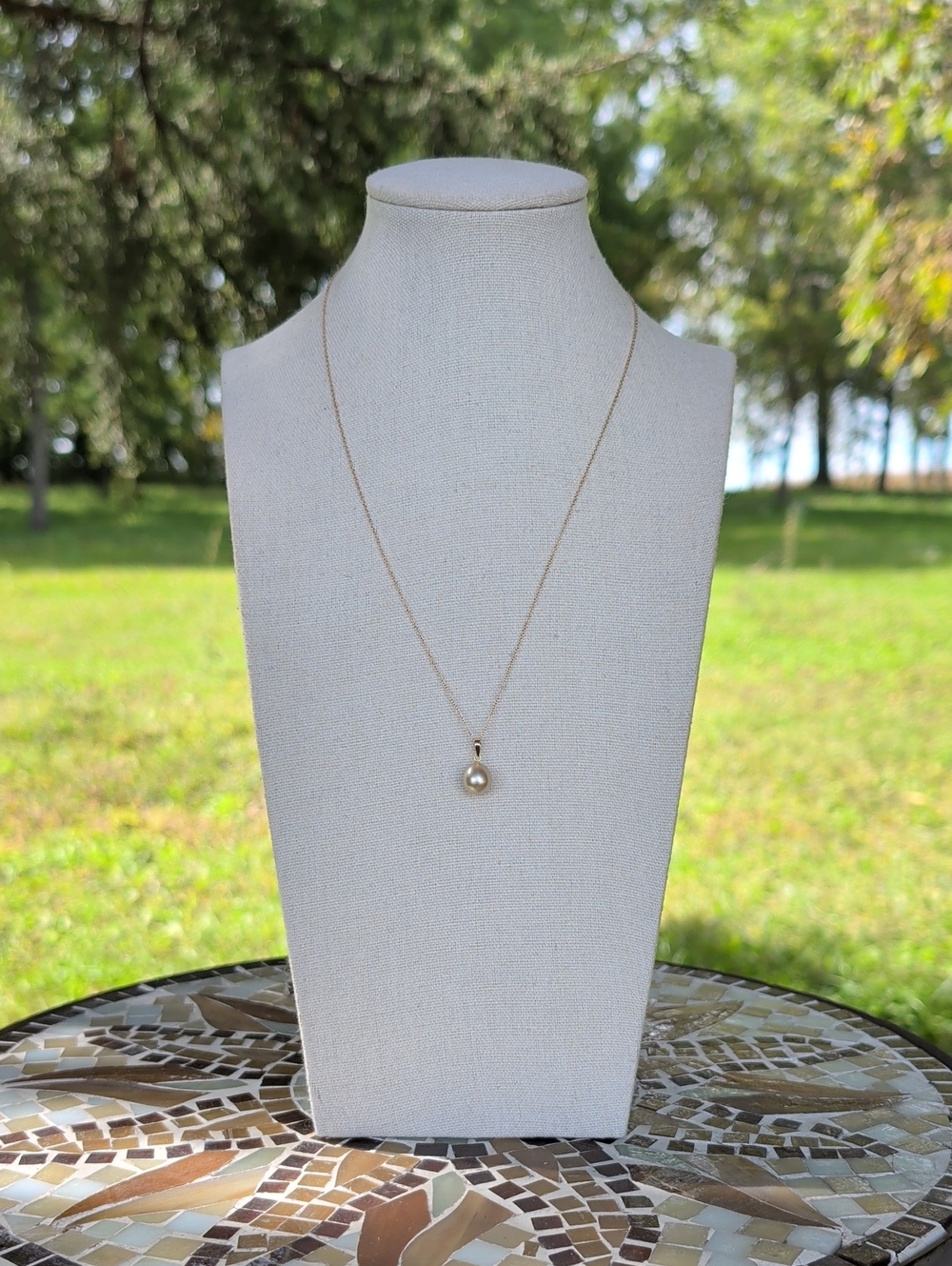 Akoya Pearl 18K Yellow Gold Pendant/Necklace 16"-18" Adjustable